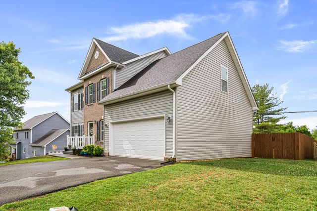 1283 North Mill RD, Salem, VA 24153