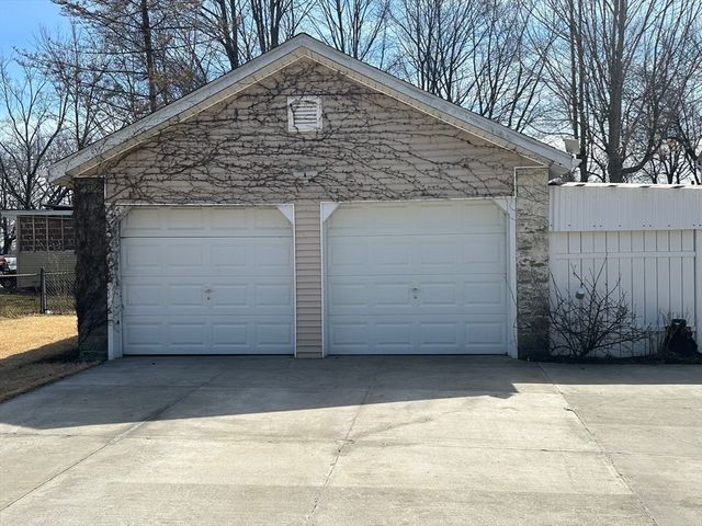 133 Hampden Street, West Springfield, MA 01089