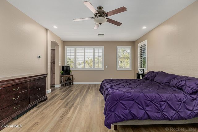 2540 E HAZELTINE Way, Chandler, AZ 85249