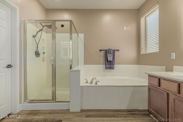 2540 E HAZELTINE Way, Chandler, AZ 85249