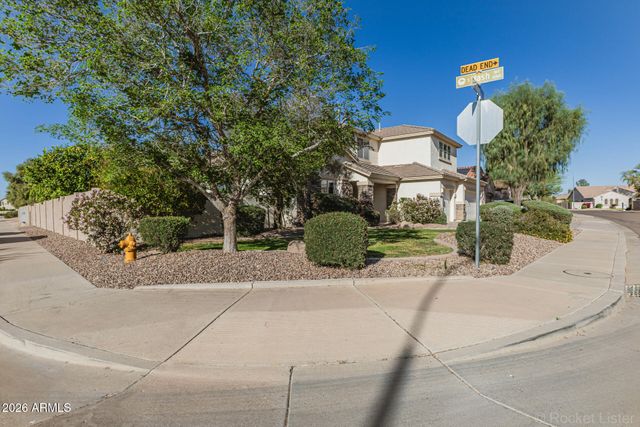 2540 E HAZELTINE Way, Chandler, AZ 85249