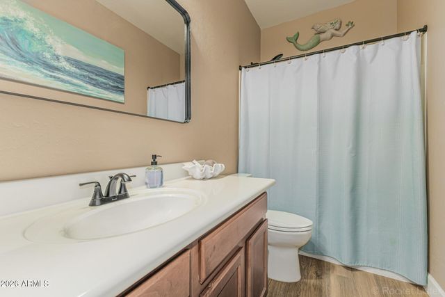 2540 E HAZELTINE Way, Chandler, AZ 85249