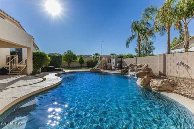 2540 E HAZELTINE Way, Chandler, AZ 85249