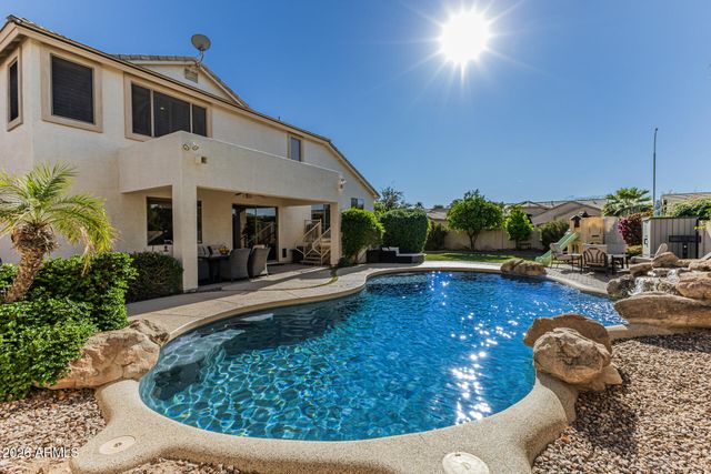 2540 E HAZELTINE Way, Chandler, AZ 85249