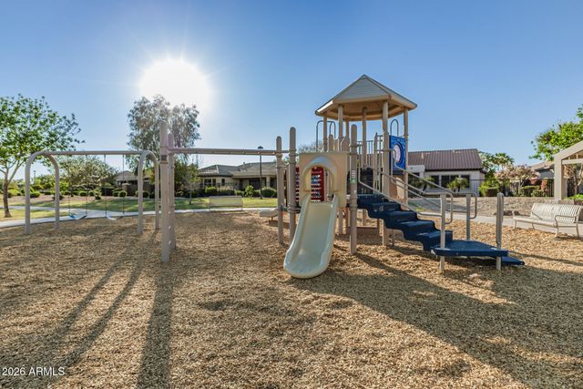 2540 E HAZELTINE Way, Chandler, AZ 85249