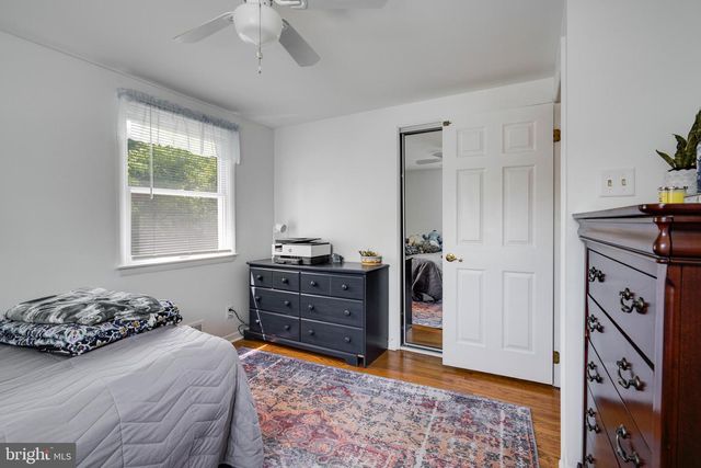 108 BRENTWOOD DR, Mount Laurel, NJ 08054