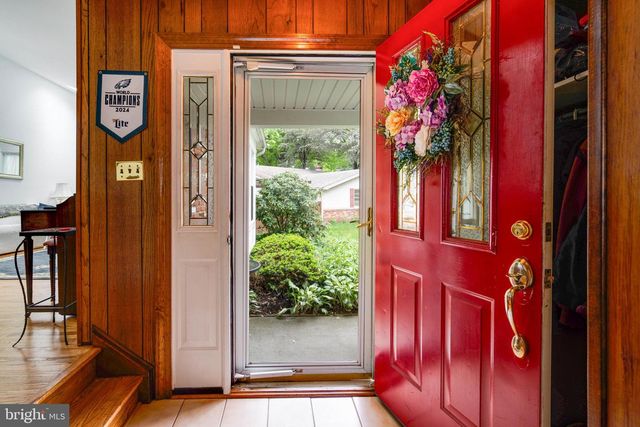 108 BRENTWOOD DR, Mount Laurel, NJ 08054