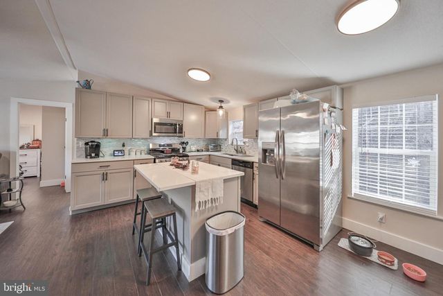 1215 BLUE MOUNTAIN CIR, Saylorsburg, PA 18353