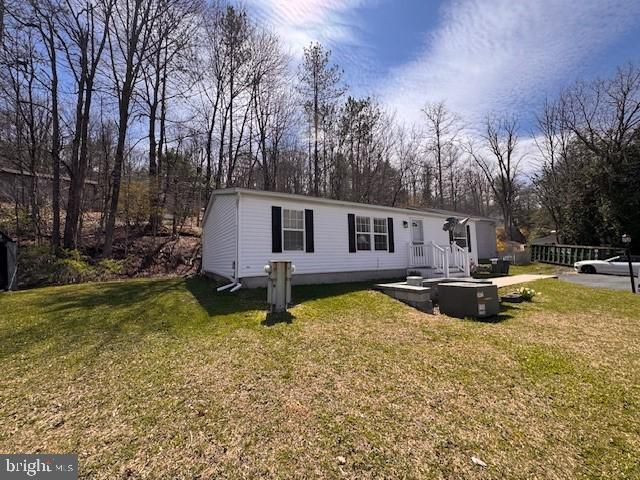 1215 BLUE MOUNTAIN CIR, Saylorsburg, PA 18353