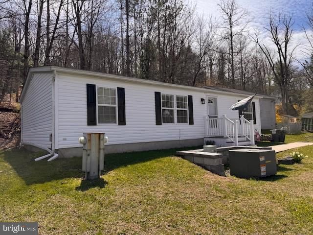 1215 BLUE MOUNTAIN CIR, Saylorsburg, PA 18353