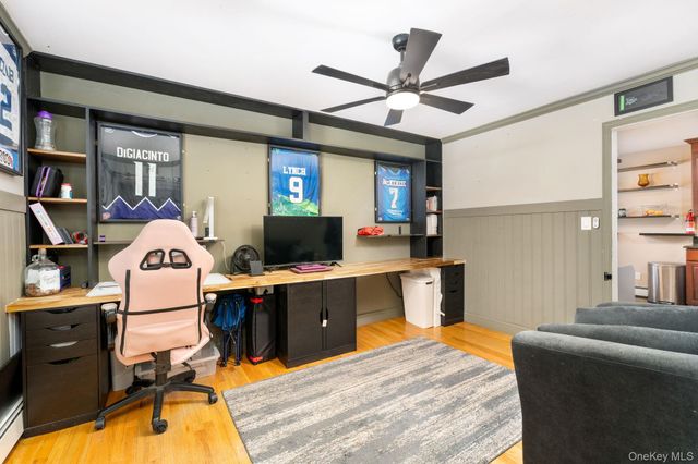 4 Rowe Street, Coram, NY 11727