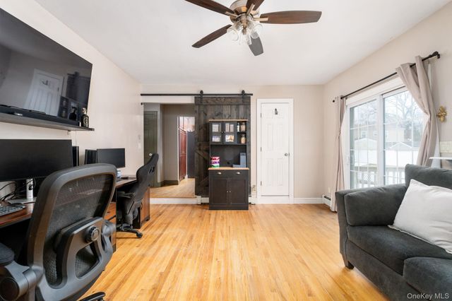 4 Rowe Street, Coram, NY 11727