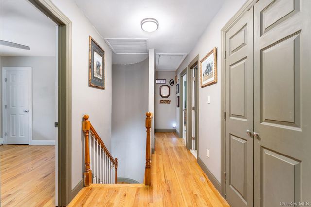 4 Rowe Street, Coram, NY 11727