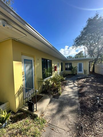 214 S Palmway, Lake Worth Beach, FL 33460