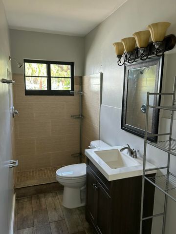 214 S Palmway, Lake Worth Beach, FL 33460