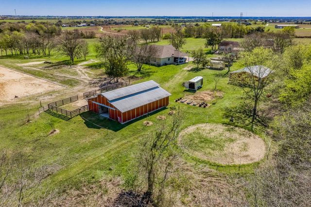 6510 Ganske Road, Burton, TX 77835