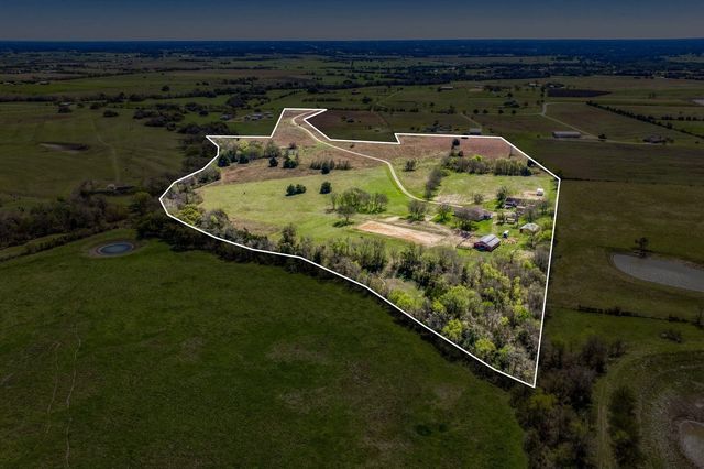 6510 Ganske Road, Burton, TX 77835