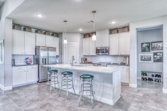 6510 Ganske Road, Burton, TX 77835
