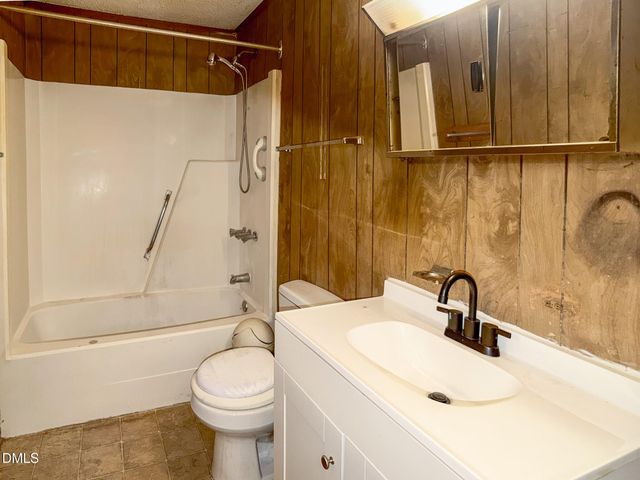524 Tuliptree Road, Hillsborough, NC 27278
