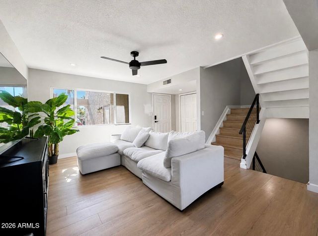 2524 S EL PARADISO Drive 99, Mesa, AZ 85202
