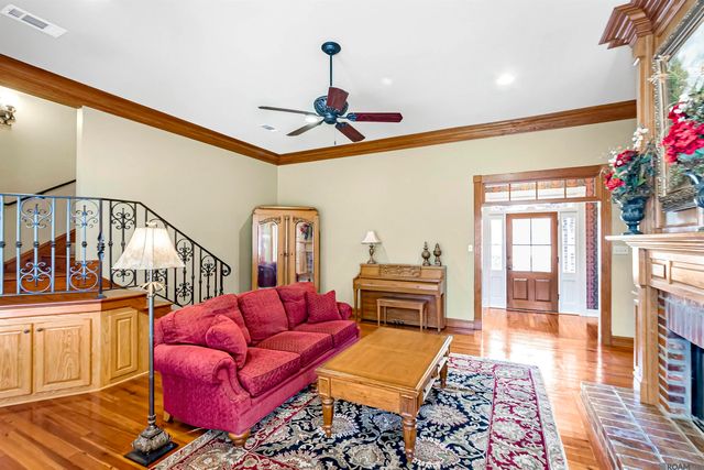 243 Summer Ridge Dr, Saint George, LA 70810