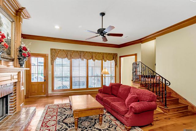 243 Summer Ridge Dr, Saint George, LA 70810