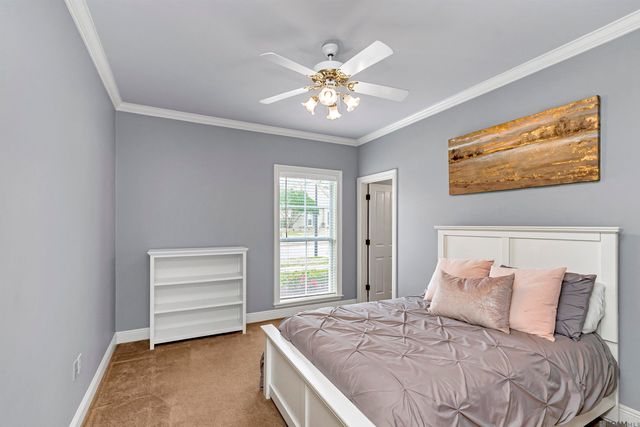 243 Summer Ridge Dr, Saint George, LA 70810