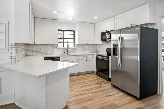 1712 Copper Creek Drive, Plano, TX 75075