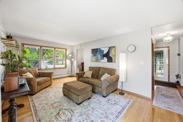3002 8th Street N, Fargo, ND 58102