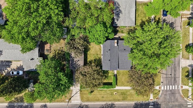 3002 8th Street N, Fargo, ND 58102