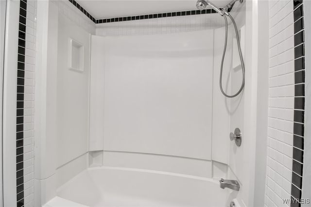 45 Bee Hunter Court D, Amherst, NY 14051