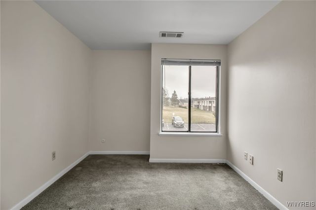 45 Bee Hunter Court D, Amherst, NY 14051