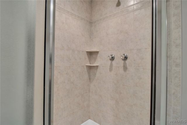 45 Bee Hunter Court D, Amherst, NY 14051