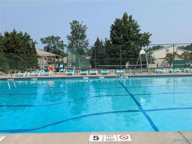 45 Bee Hunter Court D, Amherst, NY 14051