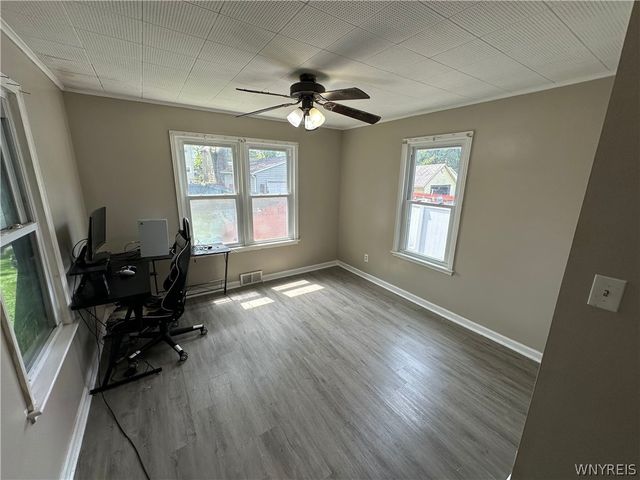 2247 Cleveland Avenue, Niagara Falls, NY 14305