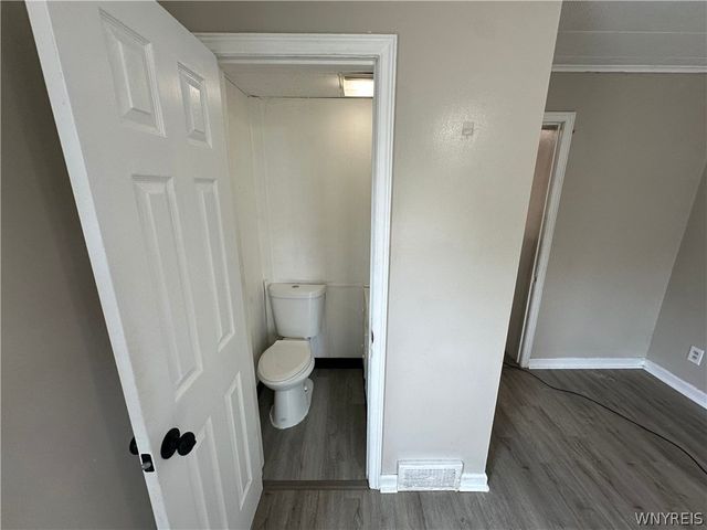 2247 Cleveland Avenue, Niagara Falls, NY 14305