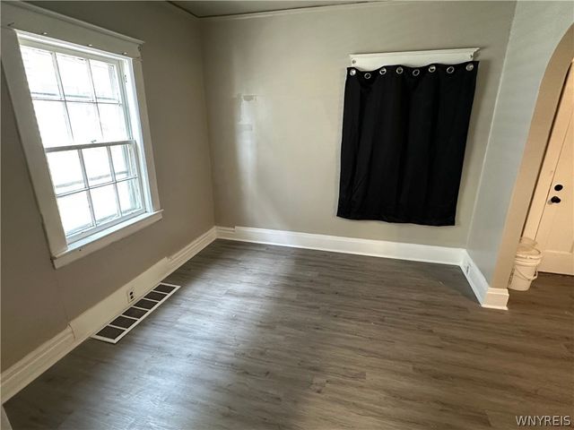 2247 Cleveland Avenue, Niagara Falls, NY 14305