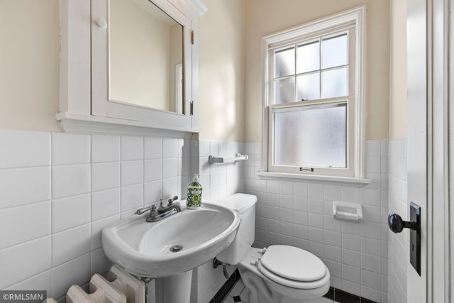 5128 Irving Avenue S, Minneapolis, MN 55419