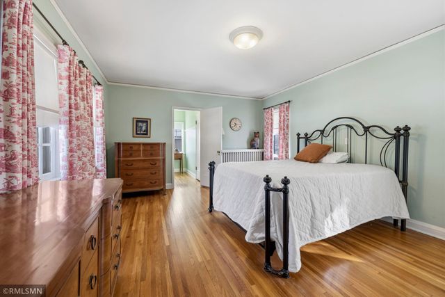 5128 Irving Avenue S, Minneapolis, MN 55419