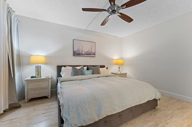 1605 S Us Hwy 1 E104, Jupiter, FL 33477