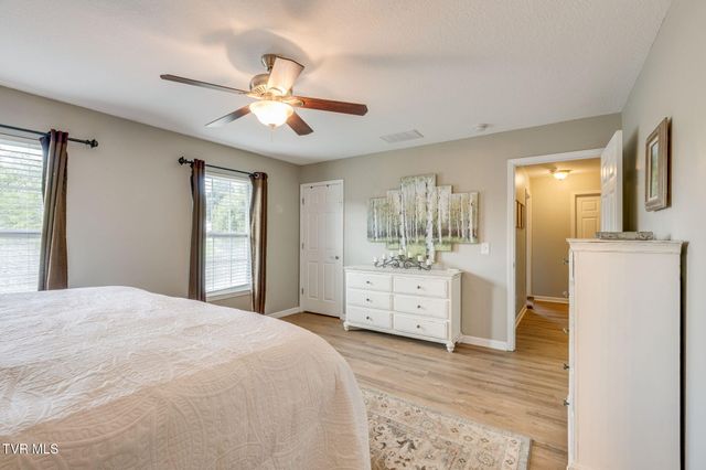 223 Atoll Way, Jonesborough, TN 37659