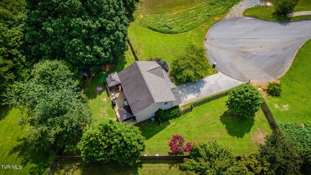 223 Atoll Way, Jonesborough, TN 37659