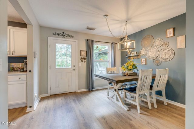 223 Atoll Way, Jonesborough, TN 37659