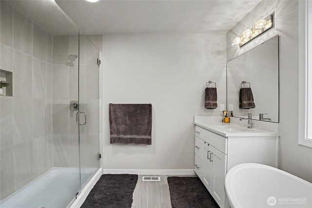 15137 Tyee Drive E, Bonney Lake, WA 98391