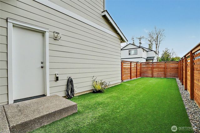 15137 Tyee Drive E, Bonney Lake, WA 98391