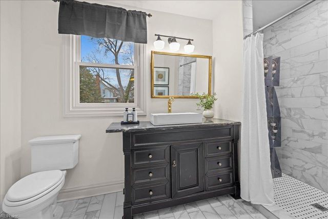 330 Main ST, Smithfield, VA 23430