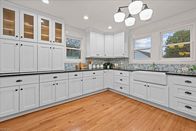 330 Main ST, Smithfield, VA 23430