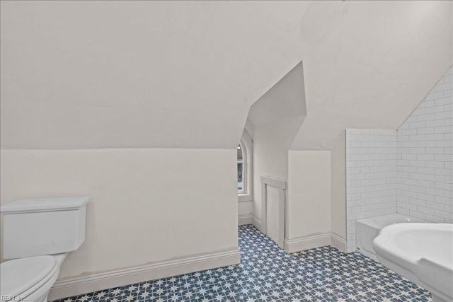 330 Main ST, Smithfield, VA 23430