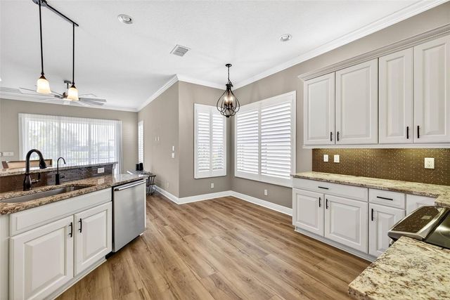 4949 SANDY GLEN WAY, Wimauma, FL 33598