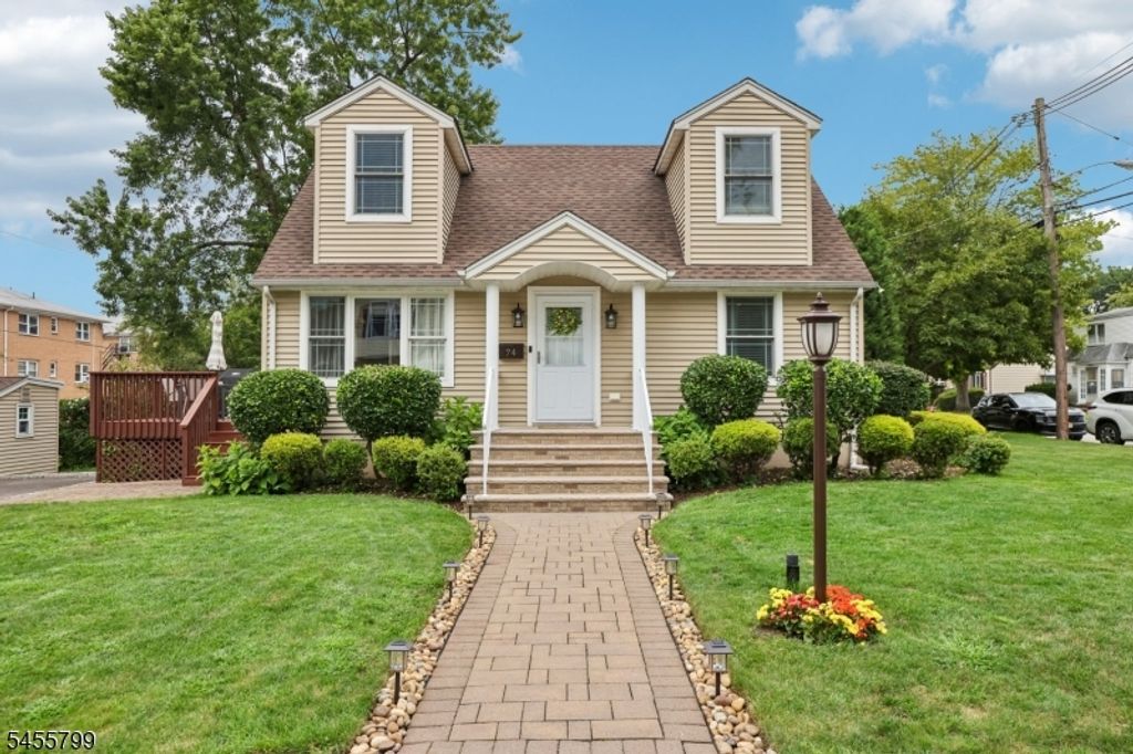 74 Overhill Rd, Belleville Twp., NJ 07109 — exterior